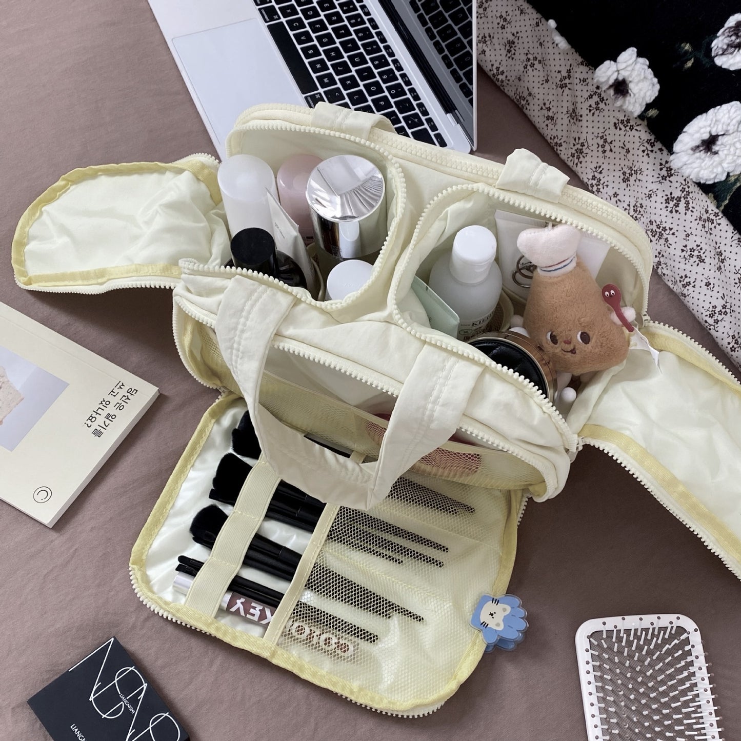 🎉Best seller🎁-2025 new portable multifunctional cosmetic bag!