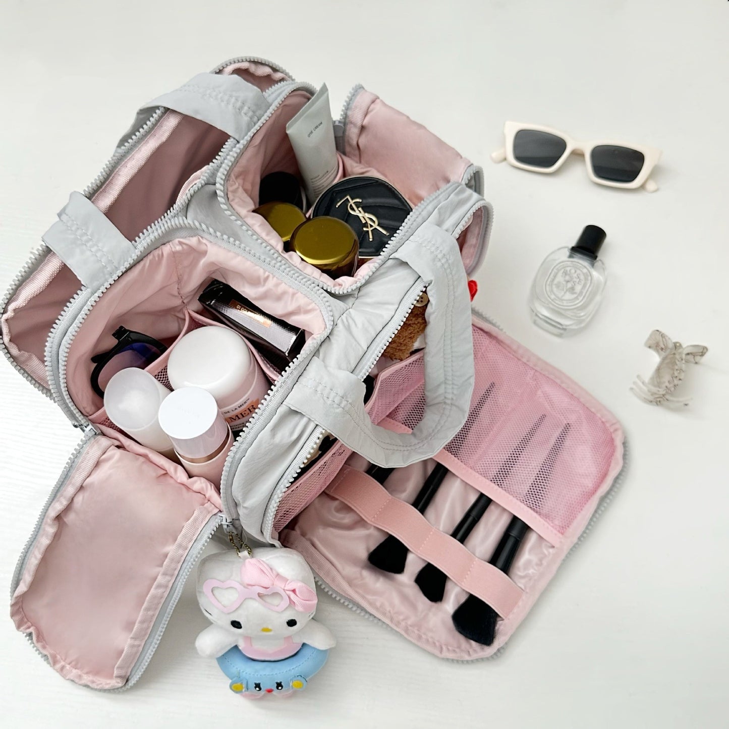 🎉Best seller🎁-2025 new portable multifunctional cosmetic bag!